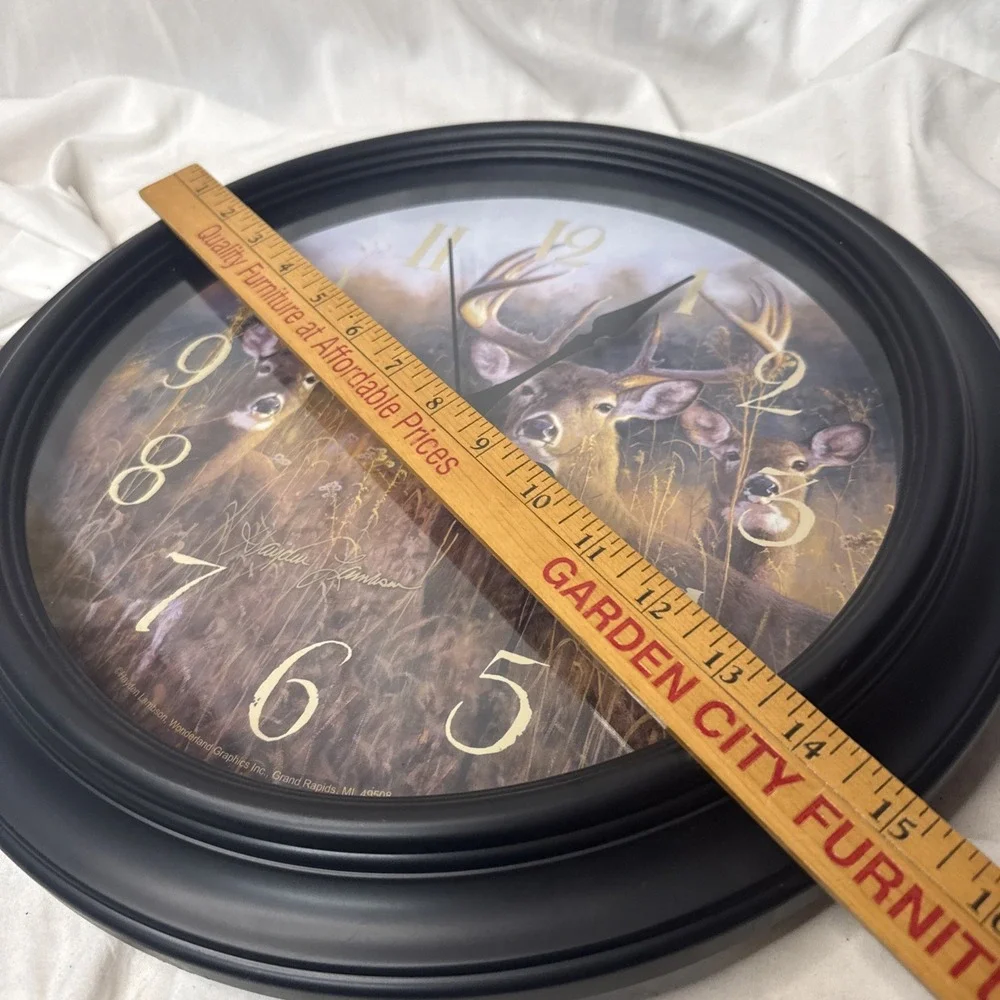 VTG Hayden Lambson Round Deer Wall Clock Buck Doe Hunt Cabin Rustic Lake Farm
